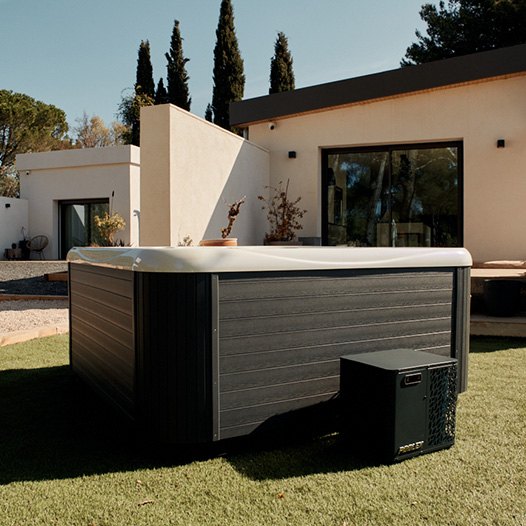 Spa rígido NetSpa Celtic 3 · 5 lugares (200 × 200 × 93 cm)